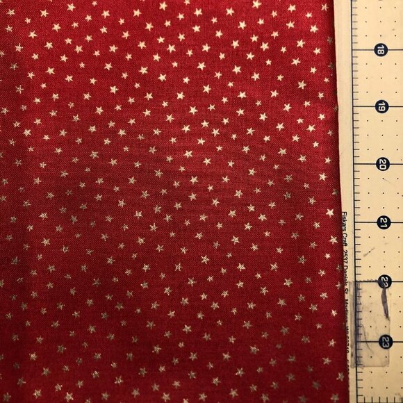 1 2/3 yards Quilt Fabric Cotton - Gold Stars - Christmas - Makower UK #525-2 - Picture 2 of 3